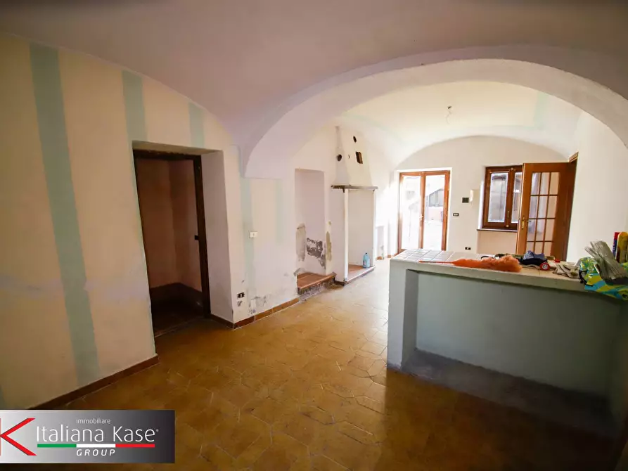 Immagine 10 di Casa semindipendente in vendita  in via fiume a Romano Canavese