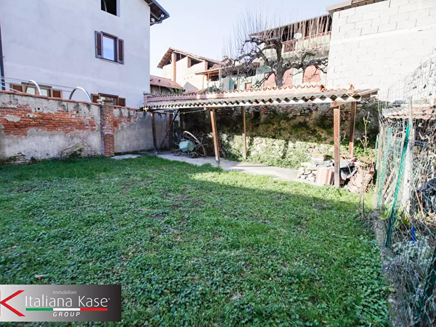 Immagine 24 di Casa semindipendente in vendita  in via fiume a Romano Canavese