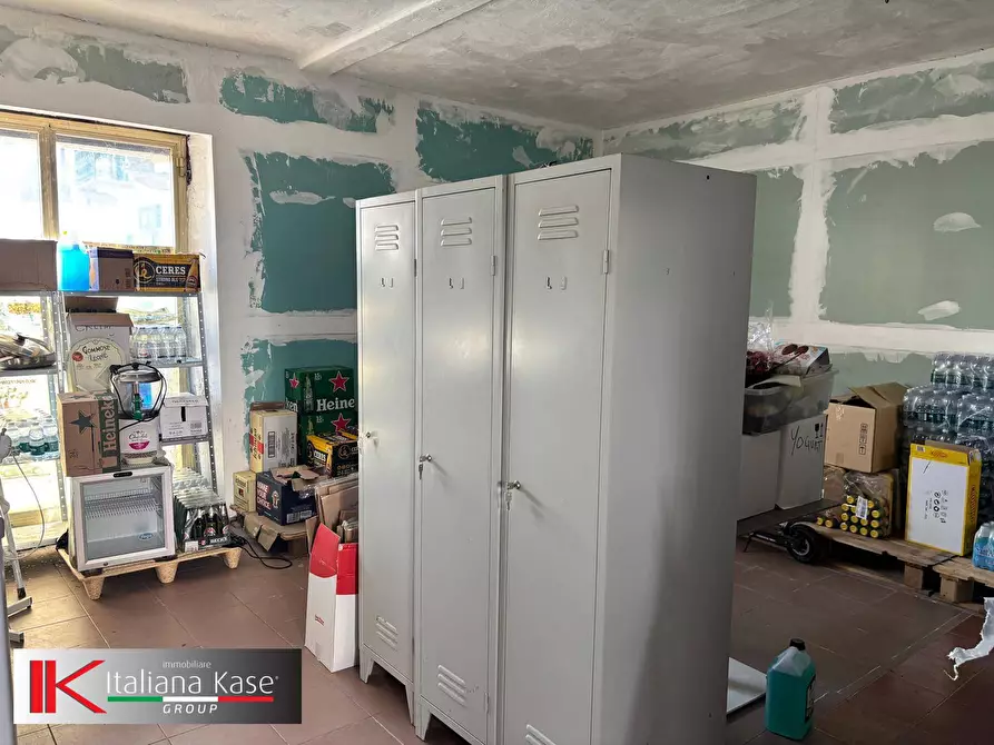 Immagine 12 di Attività commerciale in vendita  in via xx settembre a Brandizzo