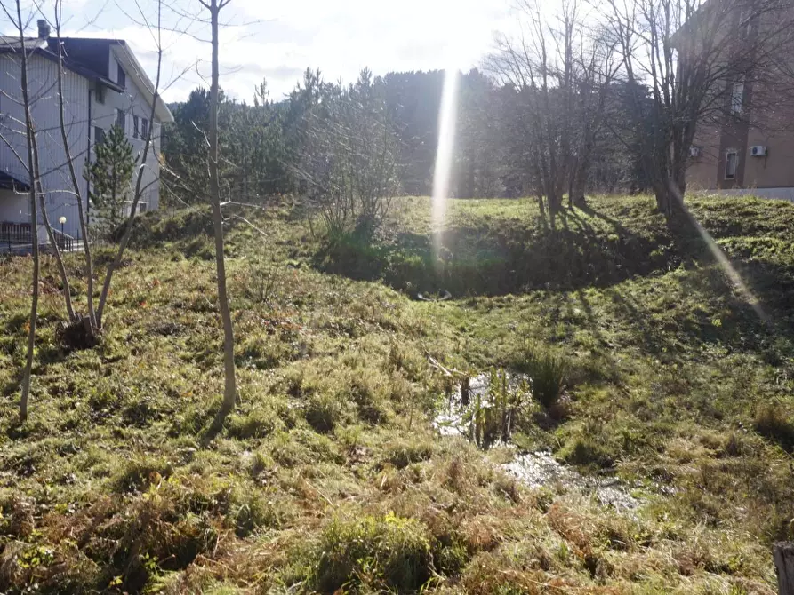 Immagine 9 di Terreno residenziale in vendita  a Spezzano Della Sila