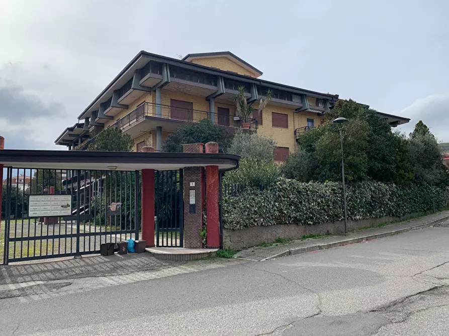 Immagine 2 di Attico in vendita  in via della Pace a Castrolibero