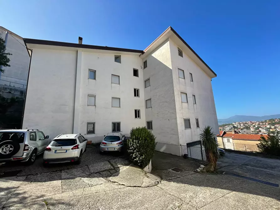 Immagine 1 di Appartamento in vendita  in VIA EDUARDO ZUMPANO a Casali Del Manco
