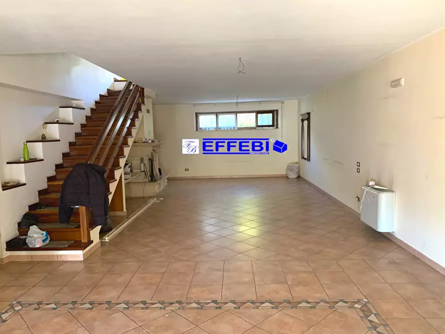 Immagine 4 di Casa bifamiliare in vendita  in via Raffaello Sanzio a Rende