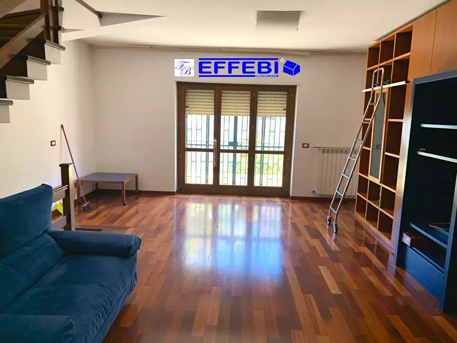 Immagine 7 di Casa bifamiliare in vendita  in via Raffaello Sanzio a Rende