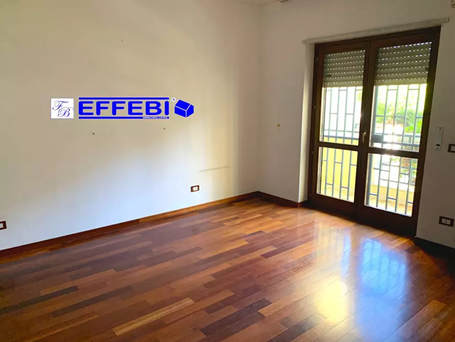 Immagine 8 di Casa bifamiliare in vendita  in via Raffaello Sanzio a Rende