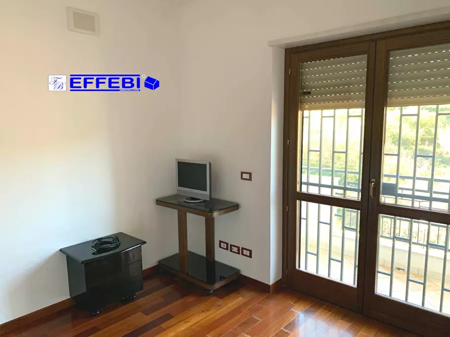 Immagine 16 di Casa bifamiliare in vendita  in via Raffaello Sanzio a Rende