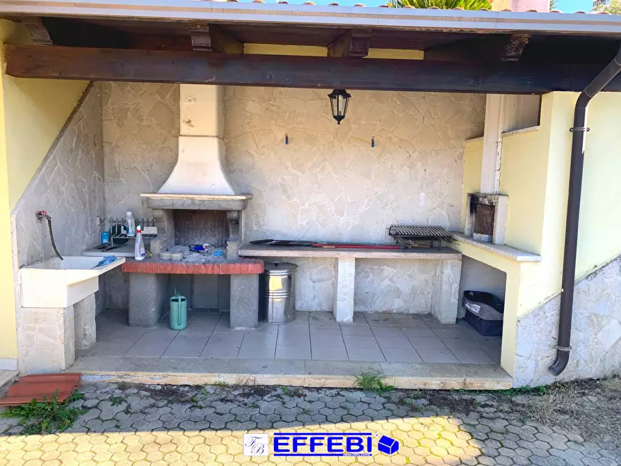 Immagine 17 di Casa bifamiliare in vendita  in via Raffaello Sanzio a Rende