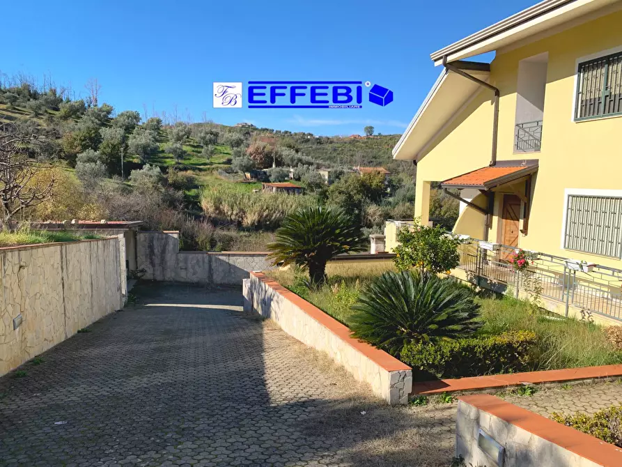 Immagine 20 di Casa bifamiliare in vendita  in via Raffaello Sanzio a Rende