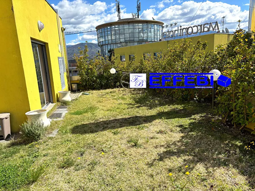 Immagine 17 di Attico in vendita  in via Guglelmo Marconi a Rende