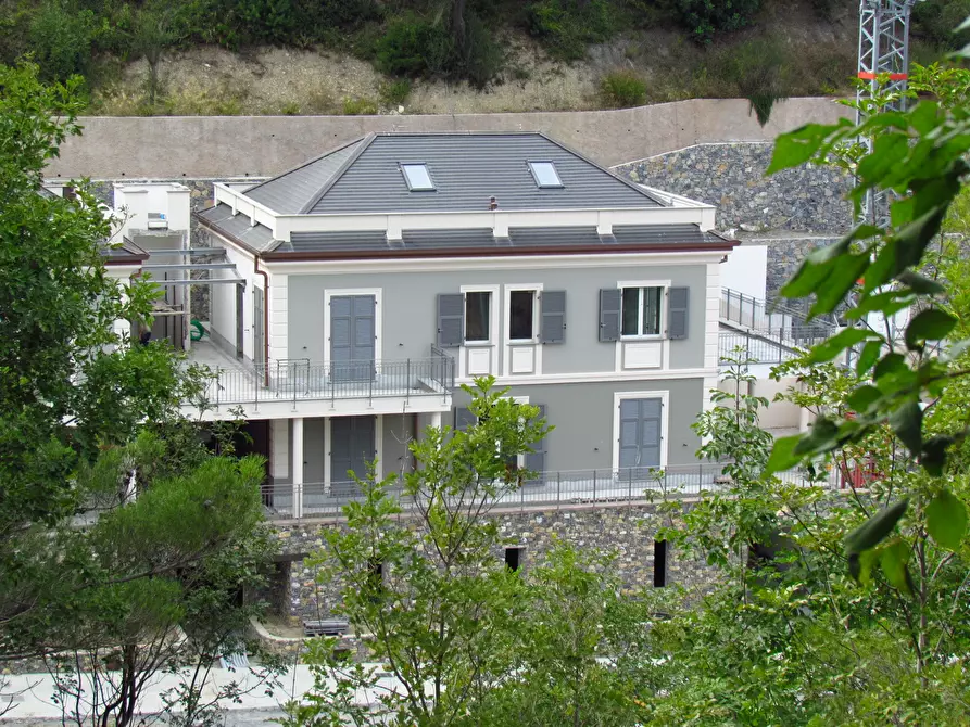 Immagine 4 di Appartamento in vendita  in via luigi borri a Alassio