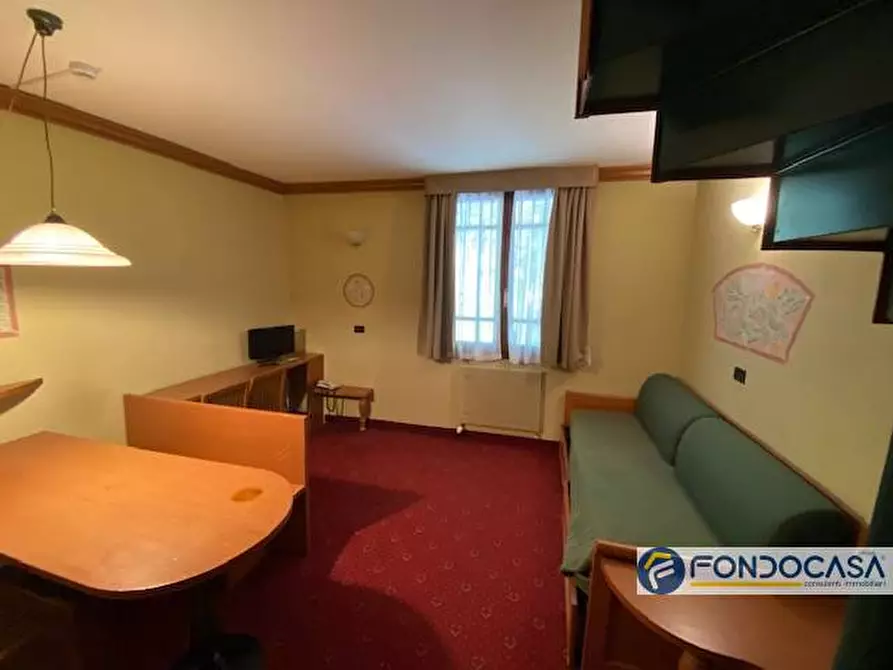 Immagine 10 di Albergo/B&B/Residence in vendita  in via Trento a Ponte Di Legno