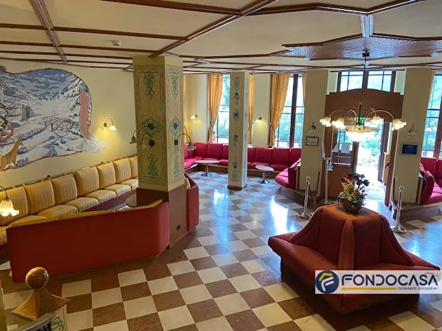 Immagine 7 di Albergo/B&B/Residence in vendita  in via Trento a Ponte Di Legno