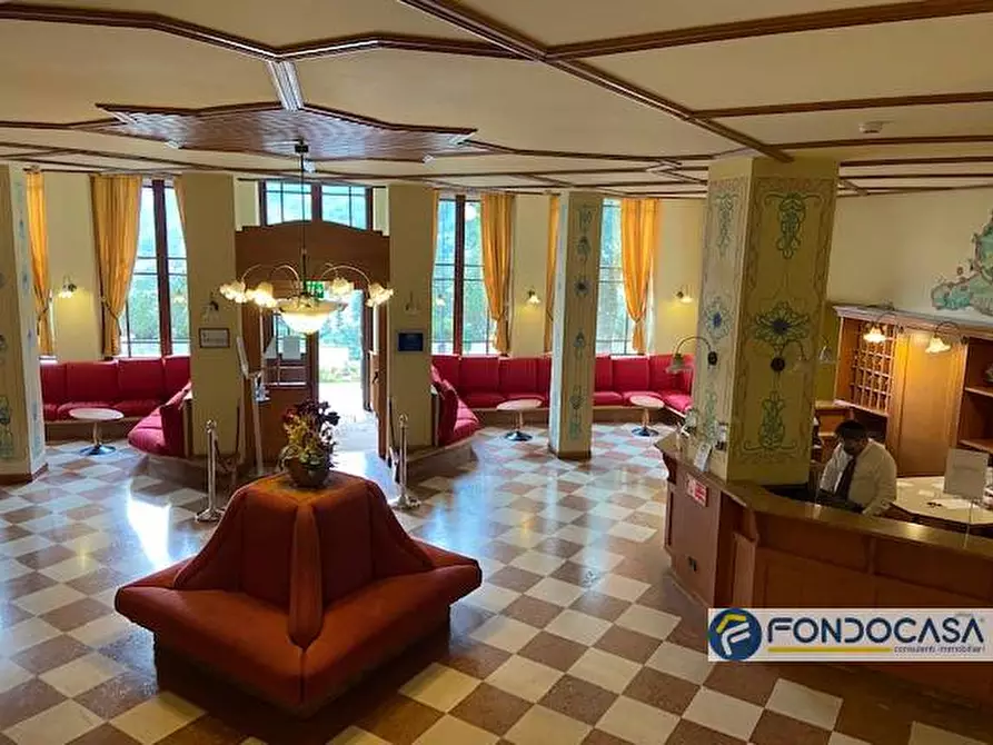 Immagine 6 di Albergo/B&B/Residence in vendita  in via Trento a Ponte Di Legno