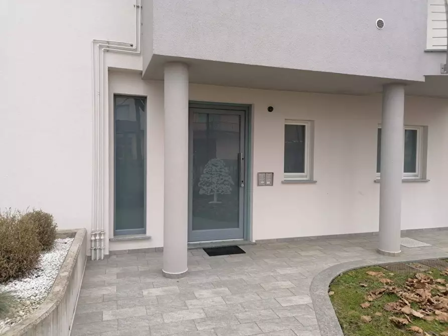 Immagine 9 di Appartamento in vendita  in VIALE VITTORIO VENETO a Carrù