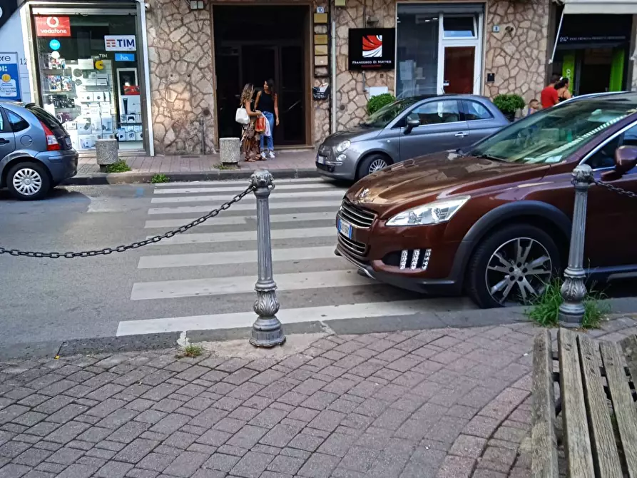 Immagine 3 di Appartamento in vendita  in via silvio baratta a Salerno