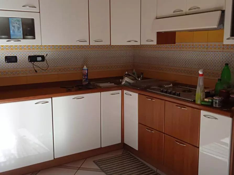 Immagine 12 di Appartamento in vendita  in via silvio baratta a Salerno