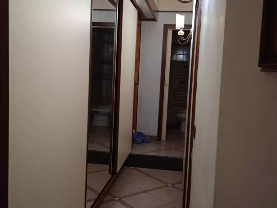 Immagine 9 di Appartamento in vendita  in via silvio baratta a Salerno