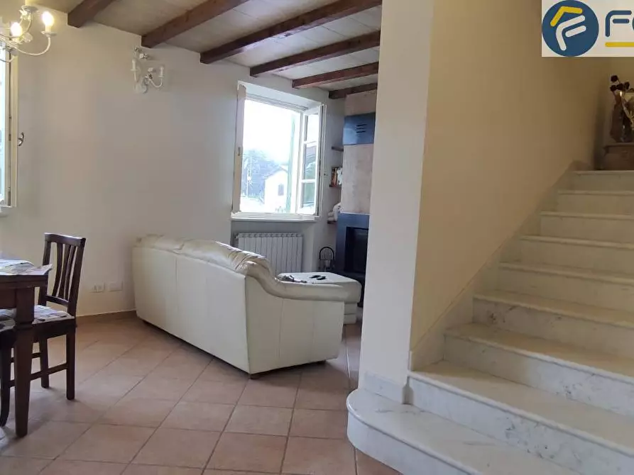 Immagine 5 di Villa in vendita  in via martiri di s anna a Seravezza