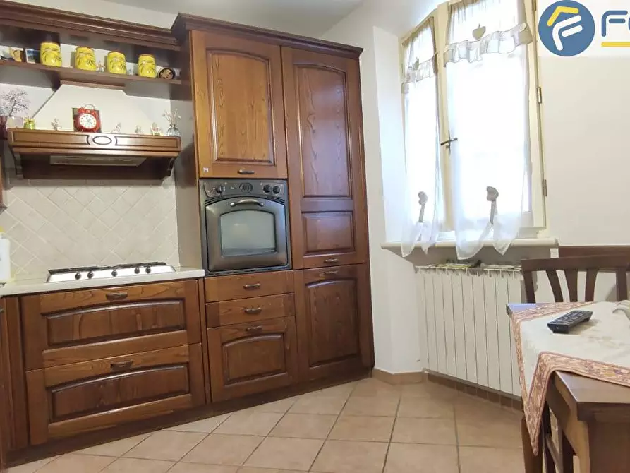 Immagine 3 di Villa in vendita  in via martiri di s anna a Seravezza