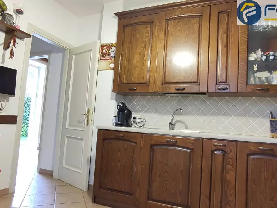 Immagine 2 di Villa in vendita  in via martiri di s anna a Seravezza