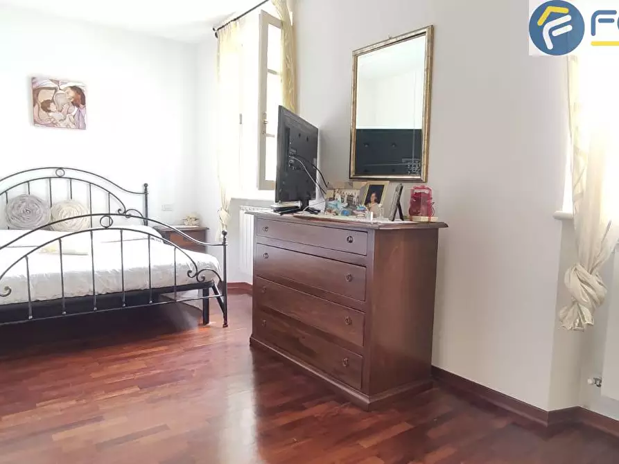 Immagine 15 di Villa in vendita  in via martiri di s anna a Seravezza