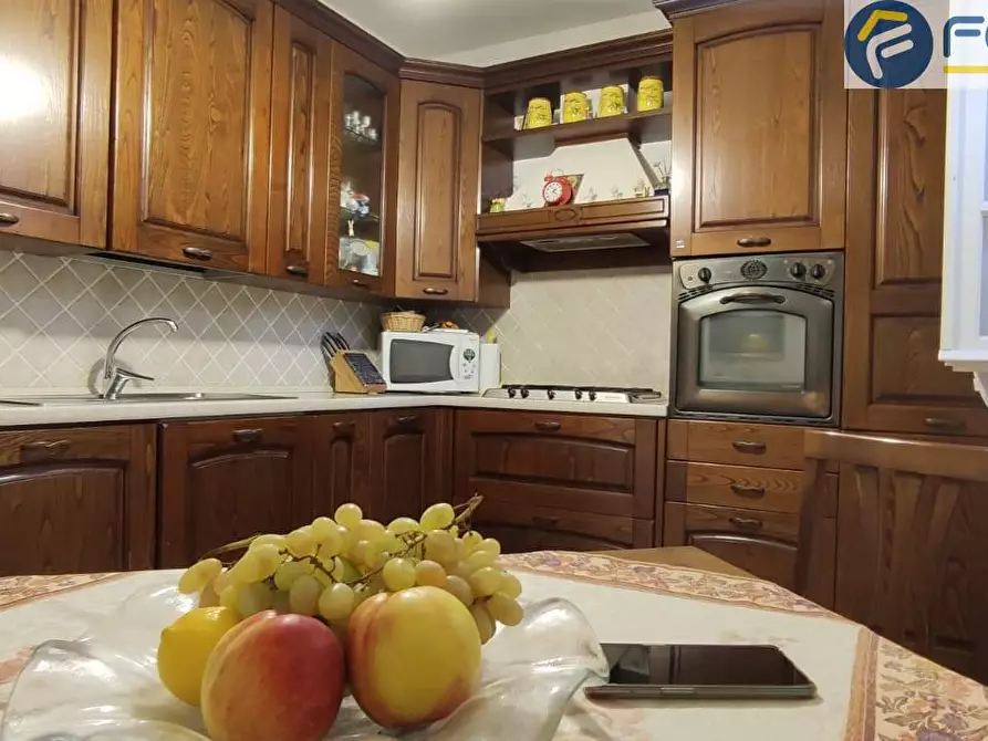 Immagine 4 di Villa in vendita  in via martiri di s anna a Seravezza