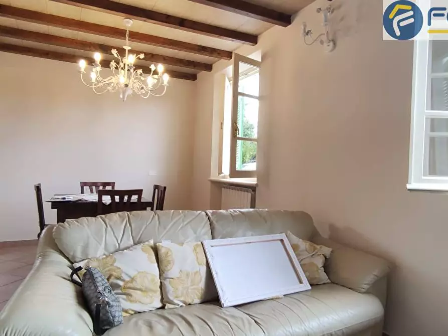 Immagine 8 di Villa in vendita  in via martiri di s anna a Seravezza