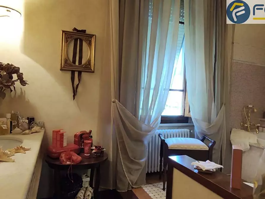 Immagine 19 di Appartamento in vendita  in via giorgetti a Barga