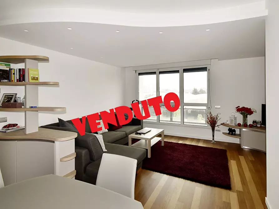 Immagine 1 di Appartamento in vendita  in Via Ugo Tognazzi a Milano