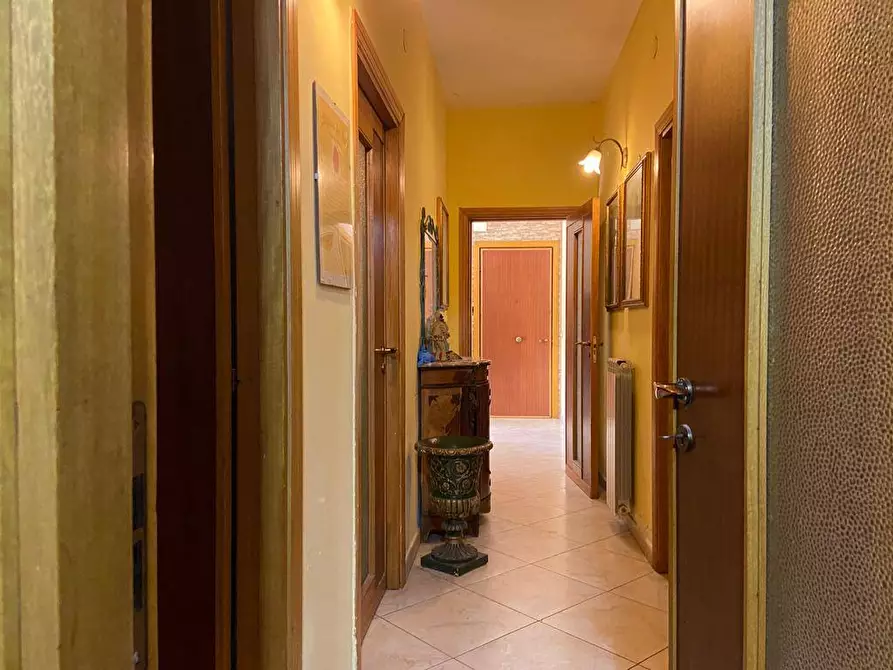 Immagine 1 di Appartamento in vendita  a Castello Di Cisterna