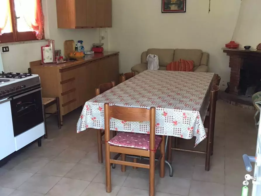 Immagine 5 di Casa indipendente in vendita  in via vicinale a Buccino