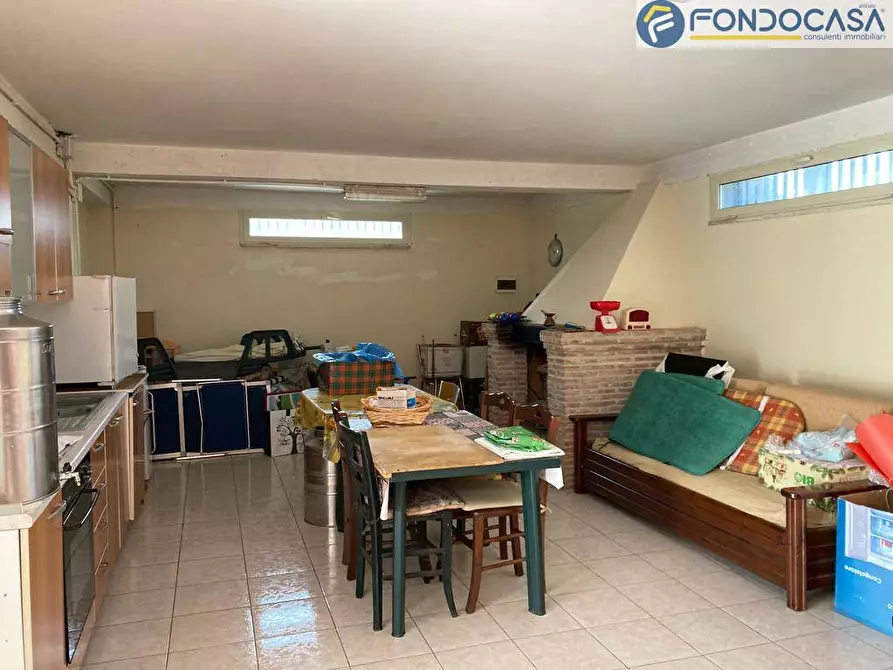 Immagine 5 di Villa in vendita  in 22° strada a Labico