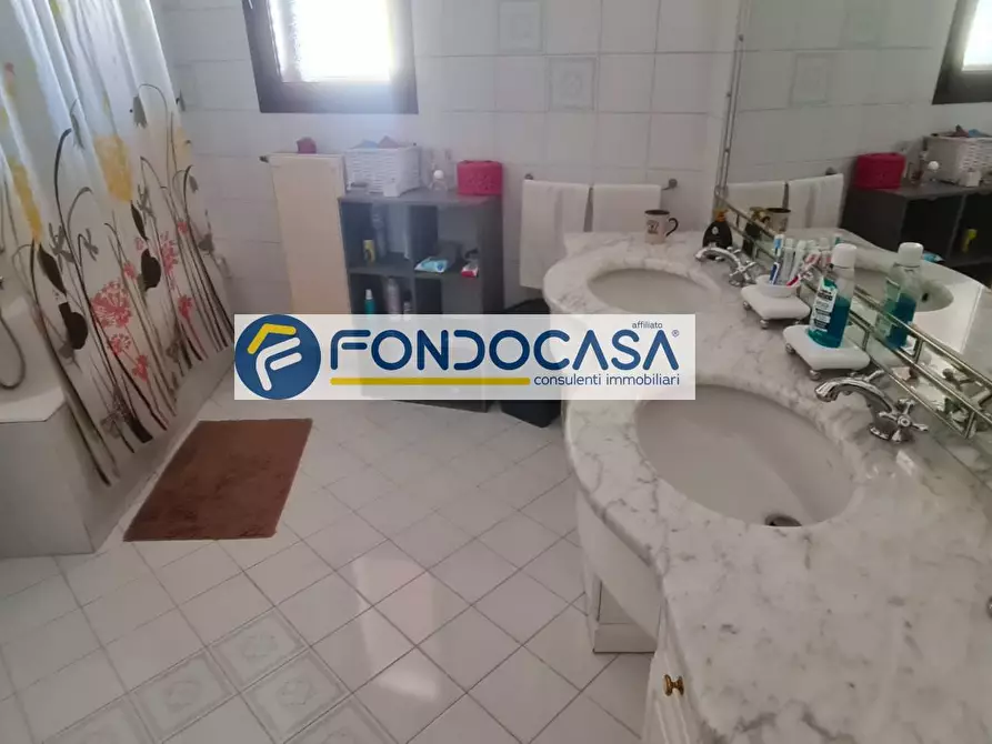 Immagine 22 di Casa indipendente in vendita  in corte de noia a Mesagne