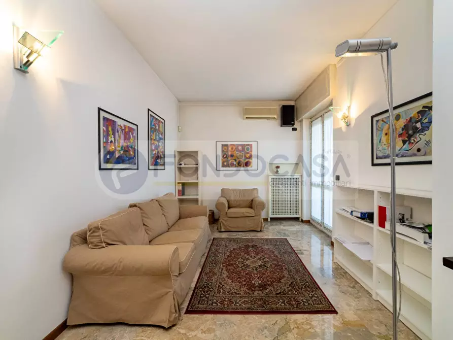 Immagine 2 di Appartamento in vendita  in Via Padova a Milano