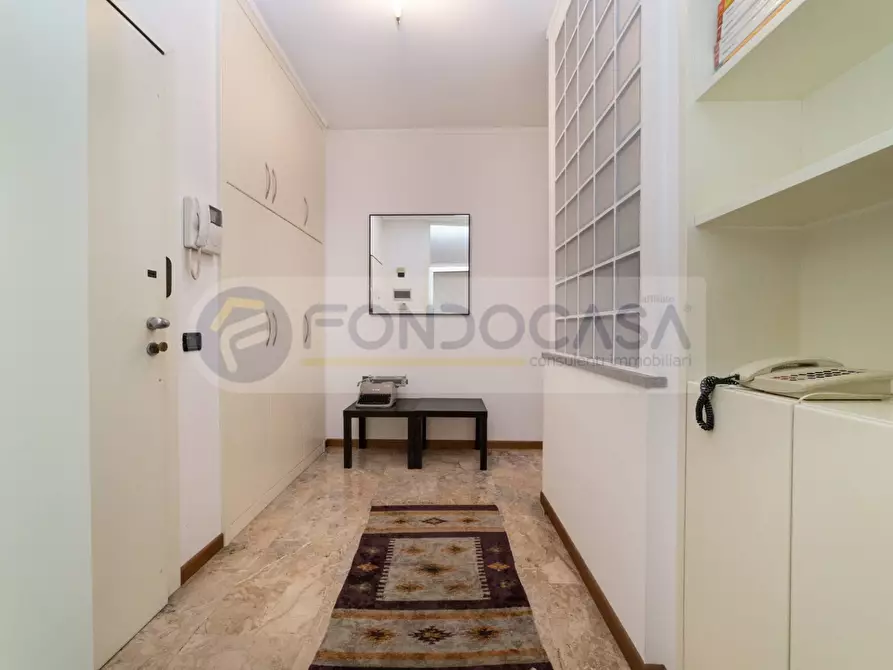 Immagine 5 di Appartamento in vendita  in Via Padova a Milano