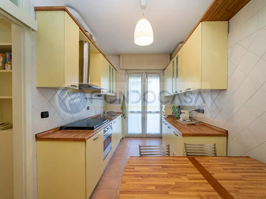 Immagine 7 di Appartamento in vendita  in Via Padova a Milano