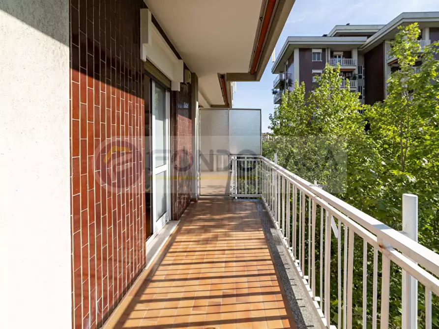 Immagine 19 di Appartamento in vendita  in Via Padova a Milano