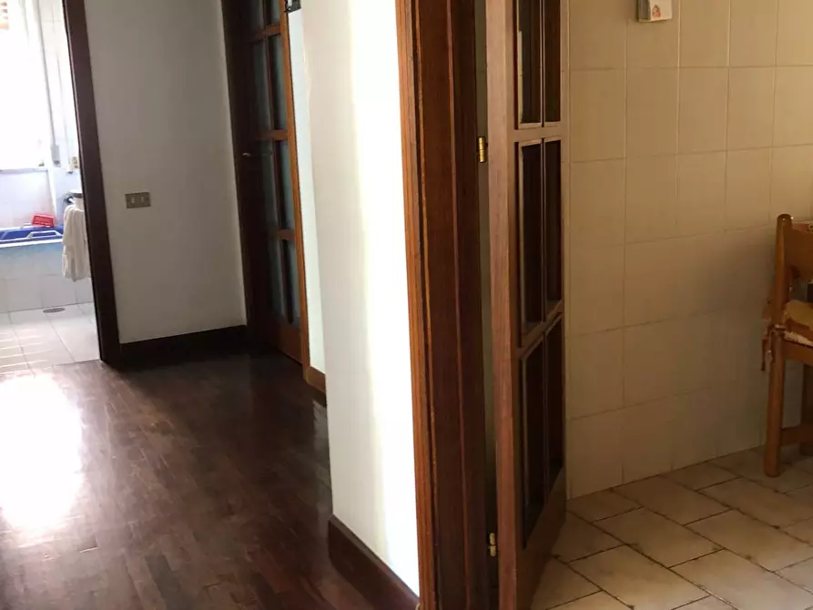 Immagine 16 di Appartamento in affitto  in Via Domenico Vietri a Salerno