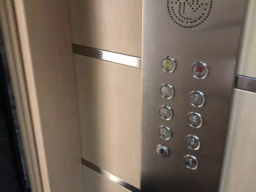 Immagine 5 di Appartamento in affitto  in Via Domenico Vietri a Salerno