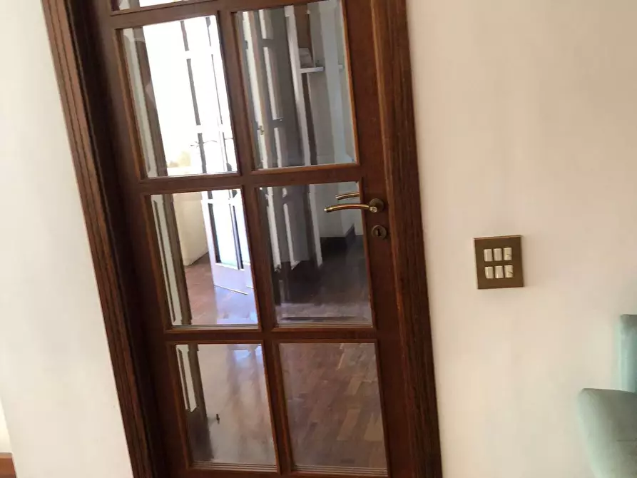 Immagine 14 di Appartamento in affitto  in Via Domenico Vietri a Salerno