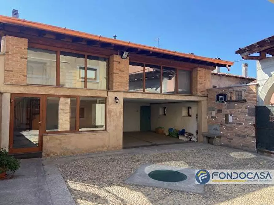 Immagine 3 di Villa in vendita  a Erbusco