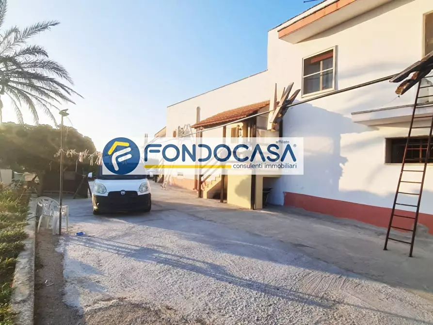 Immagine 9 di Casa bifamiliare in vendita  in Strada per Trullo a Brindisi