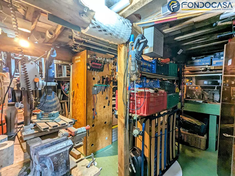 Immagine 30 di Casa indipendente in vendita  in Via Divisione Giulia a Seravezza