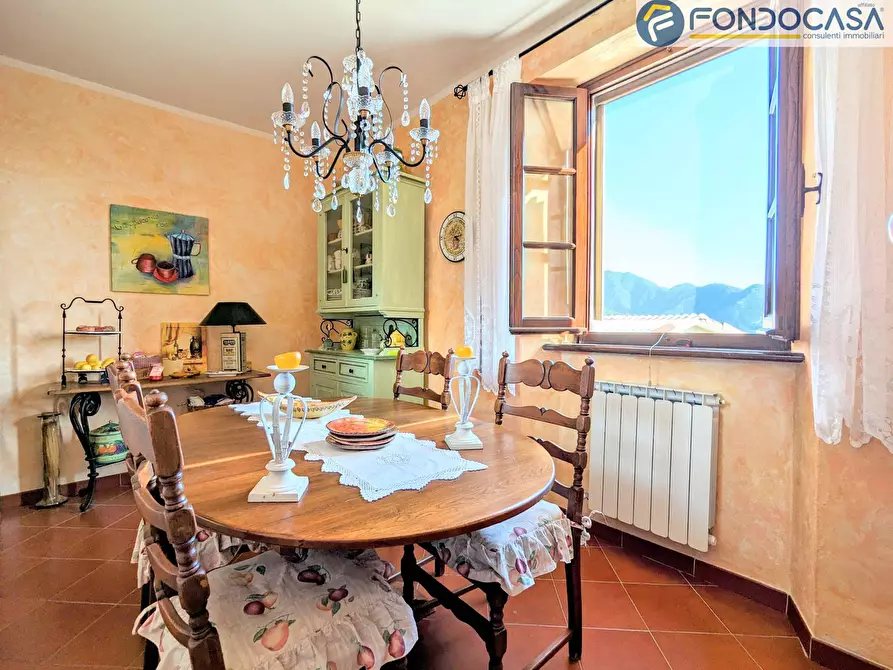 Immagine 8 di Casa indipendente in vendita  in Via Divisione Giulia a Seravezza