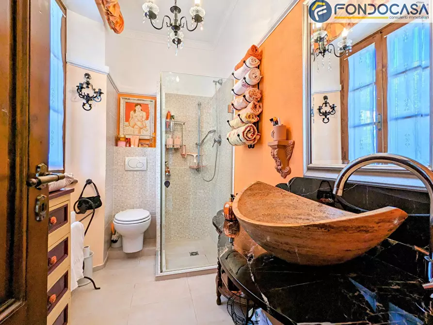 Immagine 14 di Casa indipendente in vendita  in Via Divisione Giulia a Seravezza