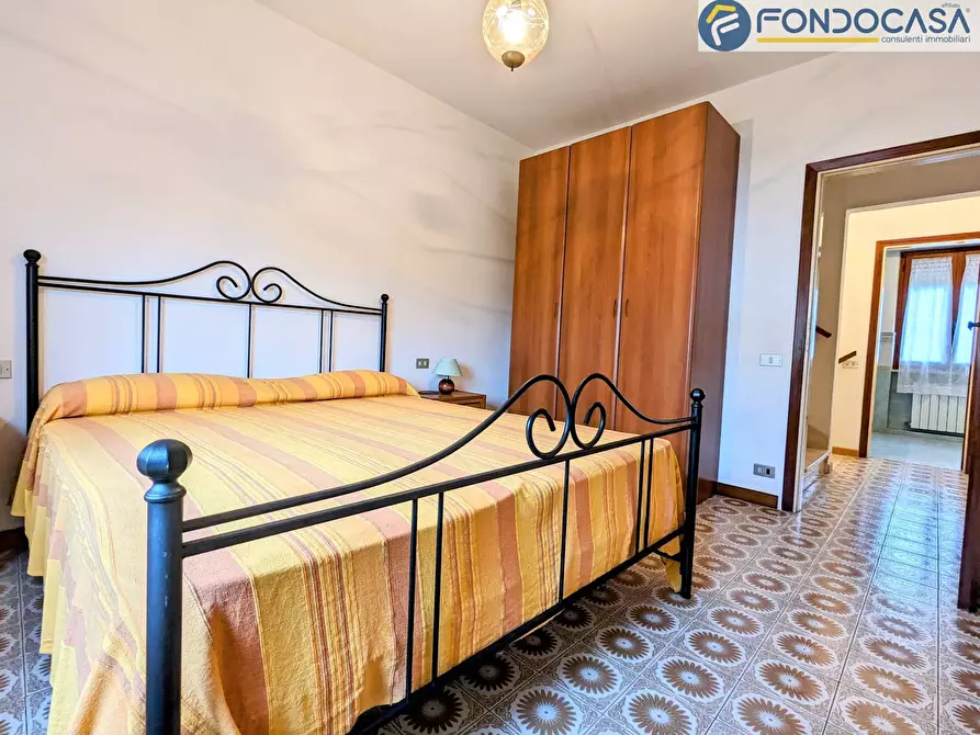 Immagine 26 di Villa in vendita  in Via Eritrea a Pietrasanta