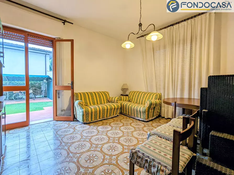 Immagine 12 di Villa in vendita  in Via Eritrea a Pietrasanta