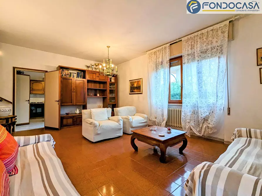 Immagine 10 di Villa in vendita  in Via Eritrea a Pietrasanta