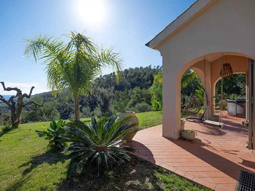 Immagine 15 di Villa in vendita  in Via San Sebastiano a Pietra Ligure