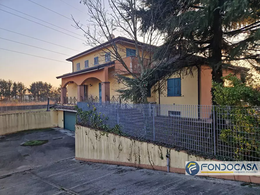 Immagine 17 di Villa in vendita  in Via Pasturana a Treviglio